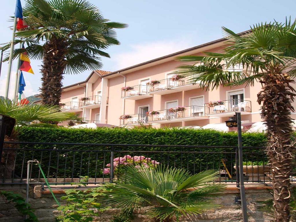 Hotel Alberello Riva del Garda Kültér fotó