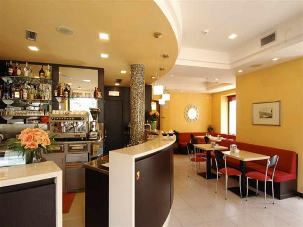 Hotel Alberello Riva del Garda Kültér fotó
