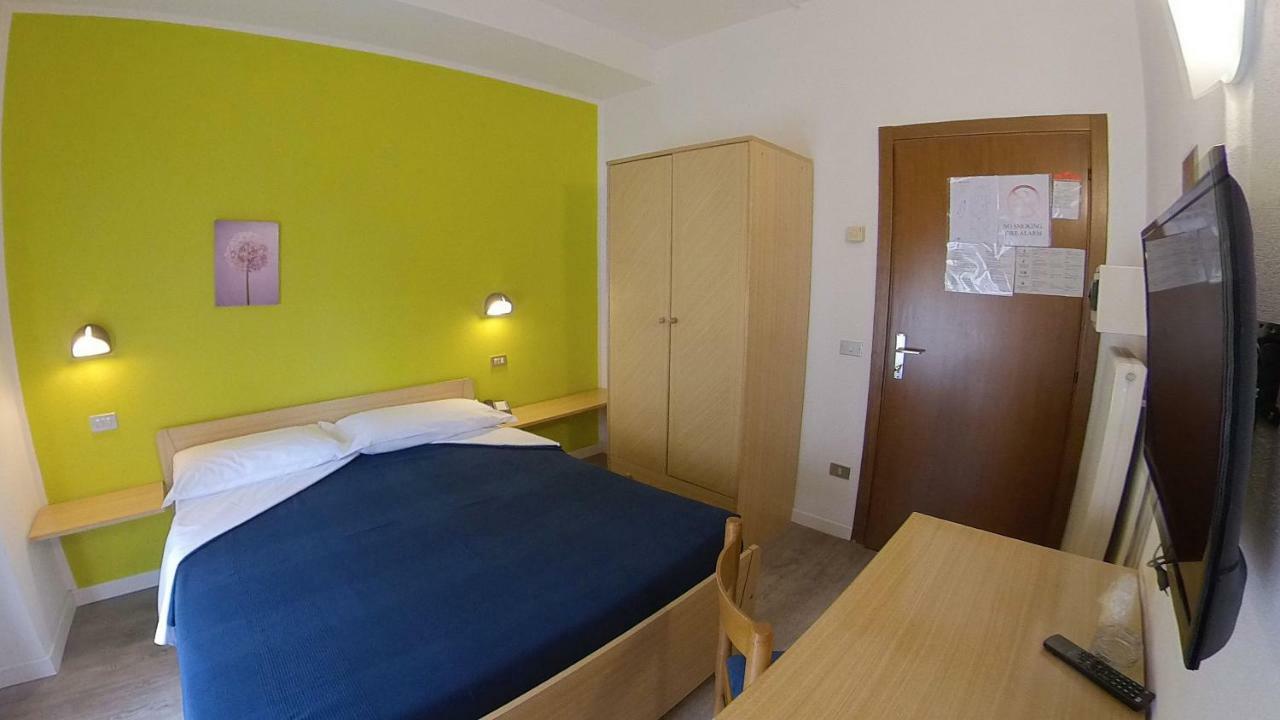 Hotel Alberello Riva del Garda Kültér fotó