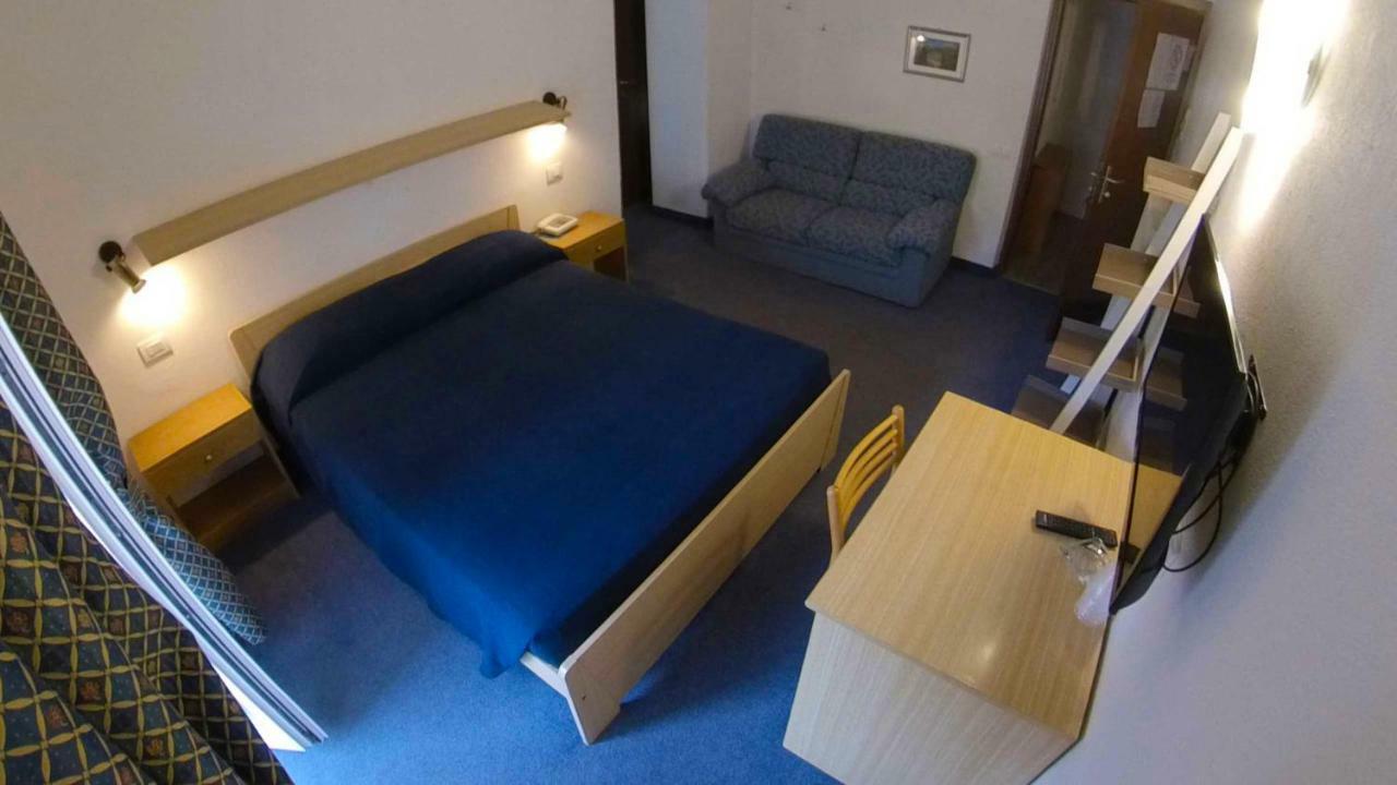 Hotel Alberello Riva del Garda Kültér fotó