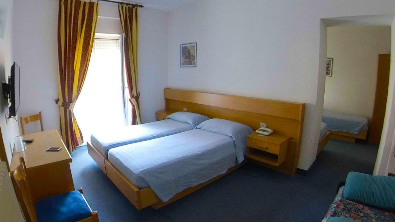 Hotel Alberello Riva del Garda Kültér fotó