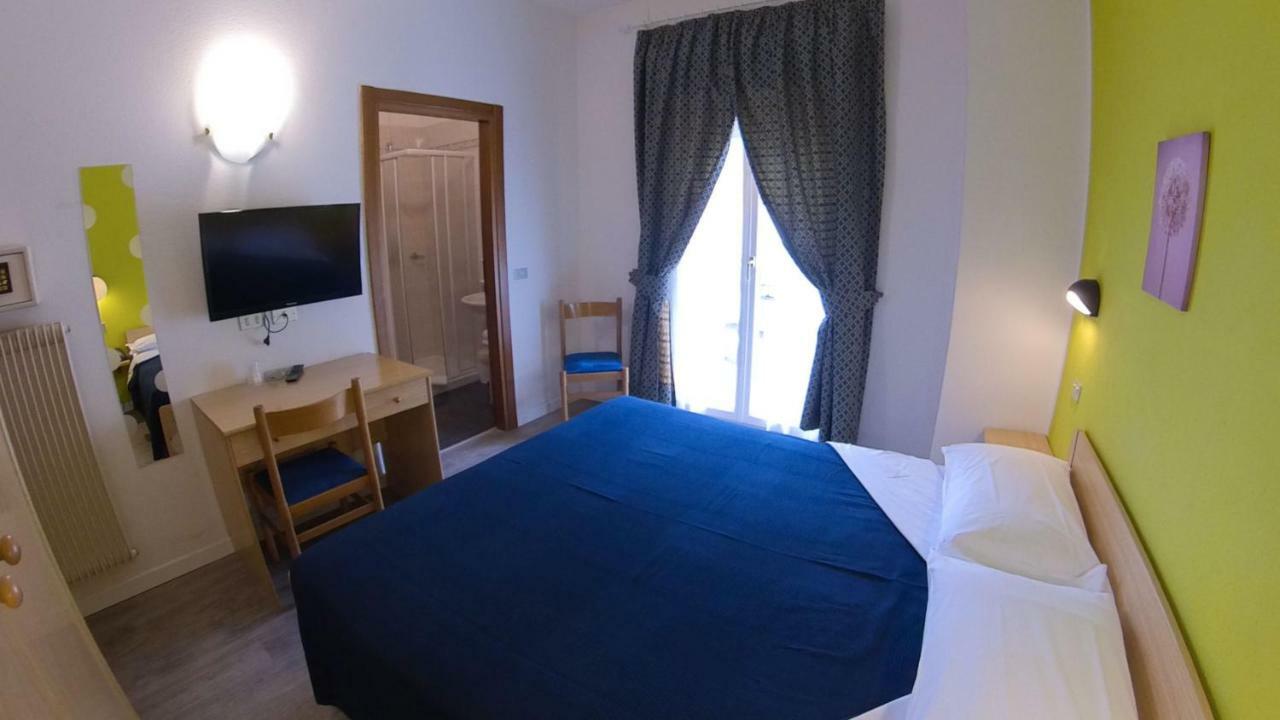Hotel Alberello Riva del Garda Kültér fotó