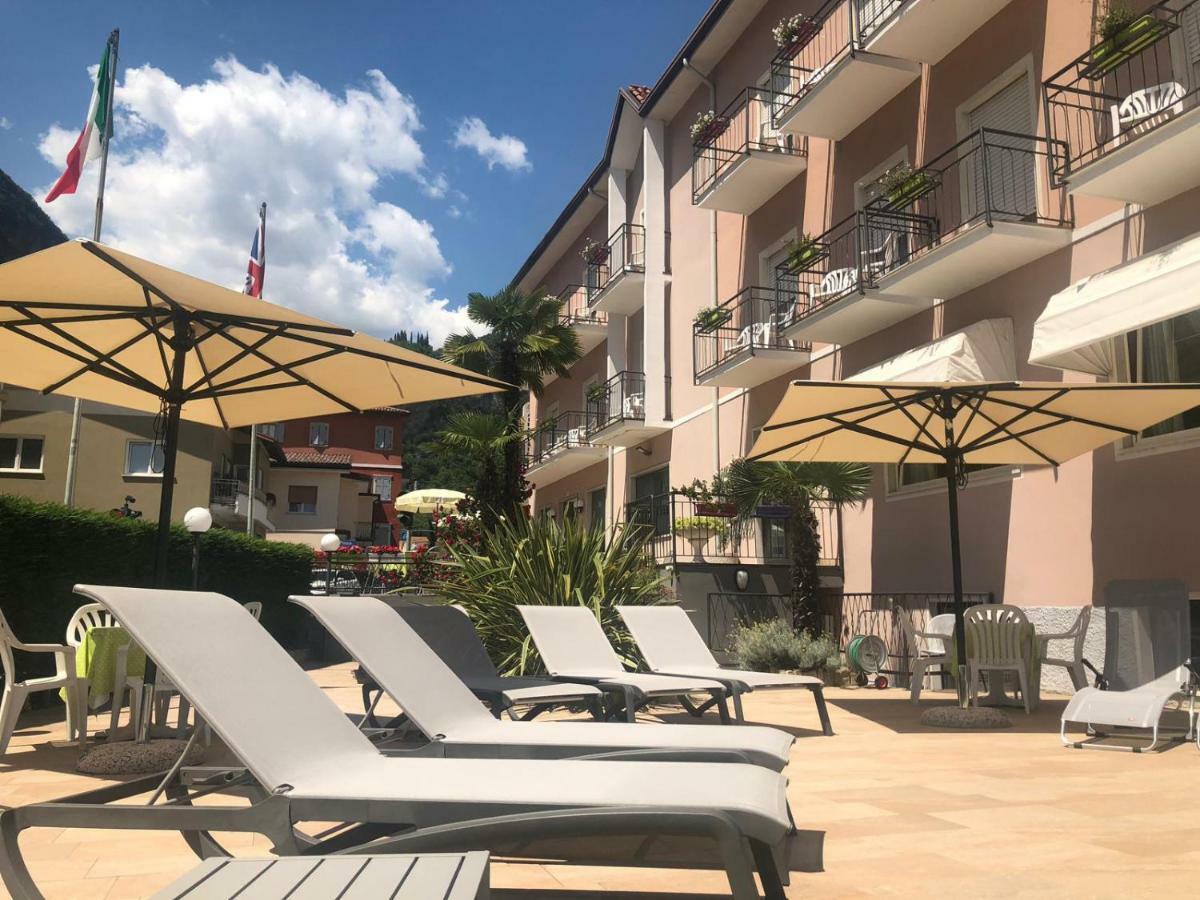 Hotel Alberello Riva del Garda Kültér fotó