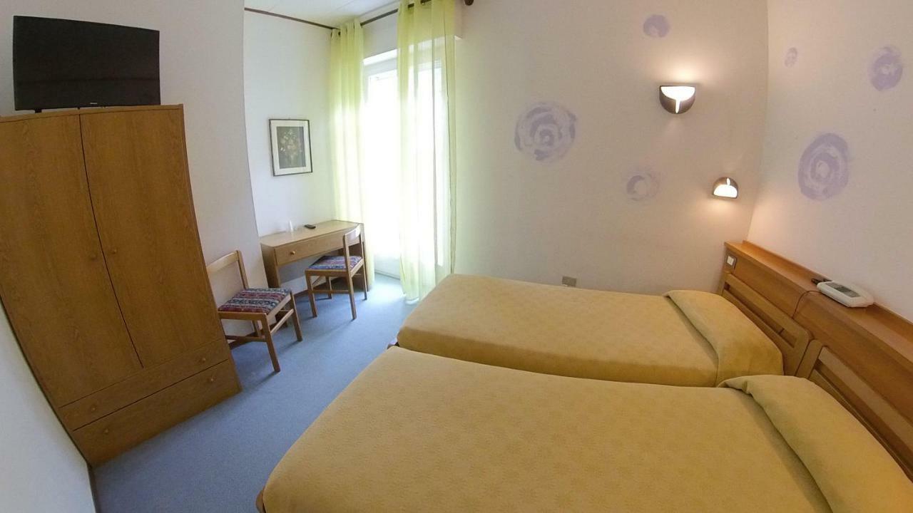 Hotel Alberello Riva del Garda Kültér fotó