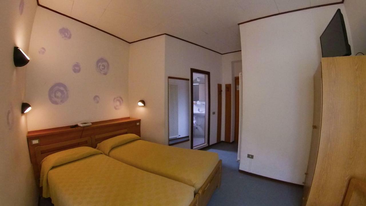 Hotel Alberello Riva del Garda Kültér fotó