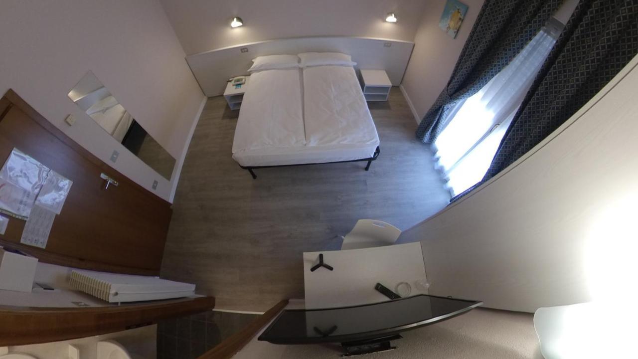 Hotel Alberello Riva del Garda Kültér fotó