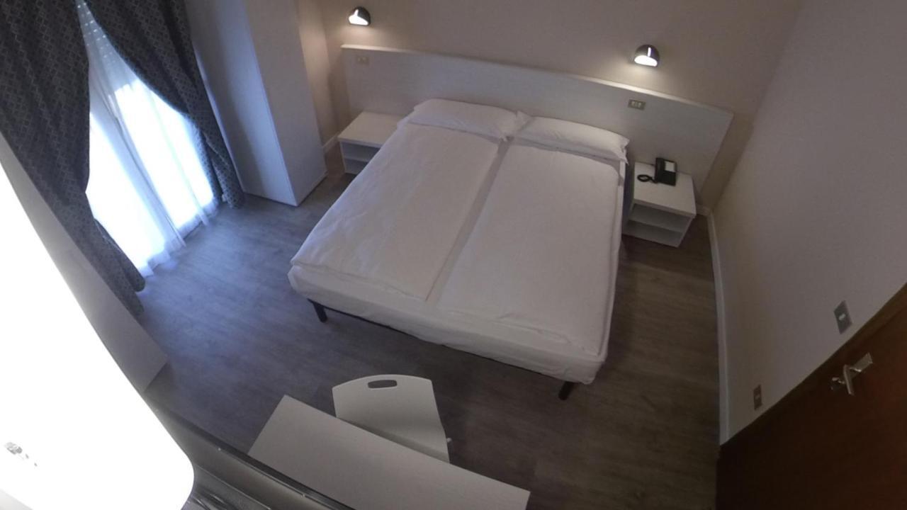 Hotel Alberello Riva del Garda Kültér fotó